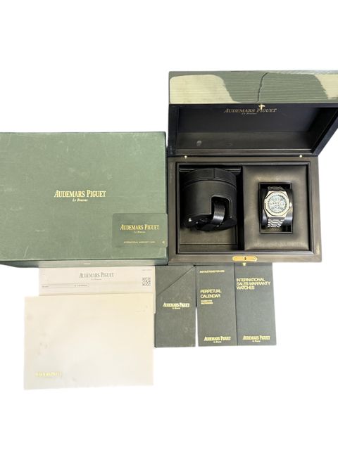 Audemars Piguet Royal Oak Perpetual Calendar 26574ST.OO.1220ST.02 Image 5